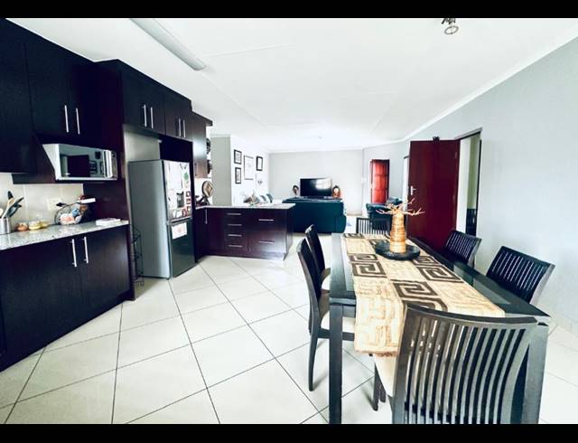 3 BEDROOM HOUSE FOR SALE IN NEW REDRUTH